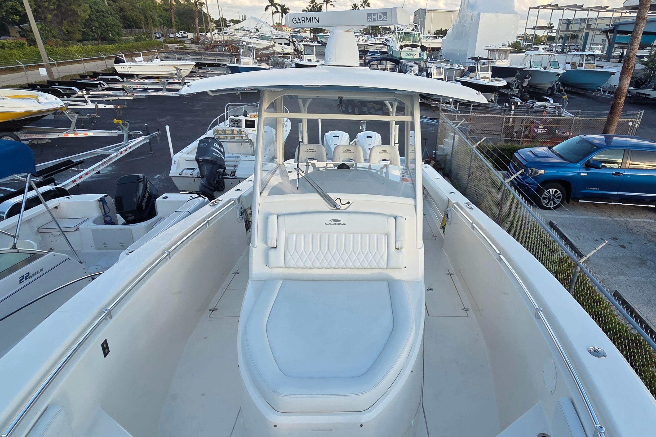 2022 Cobia 350 Center Console, $ 259,900.00