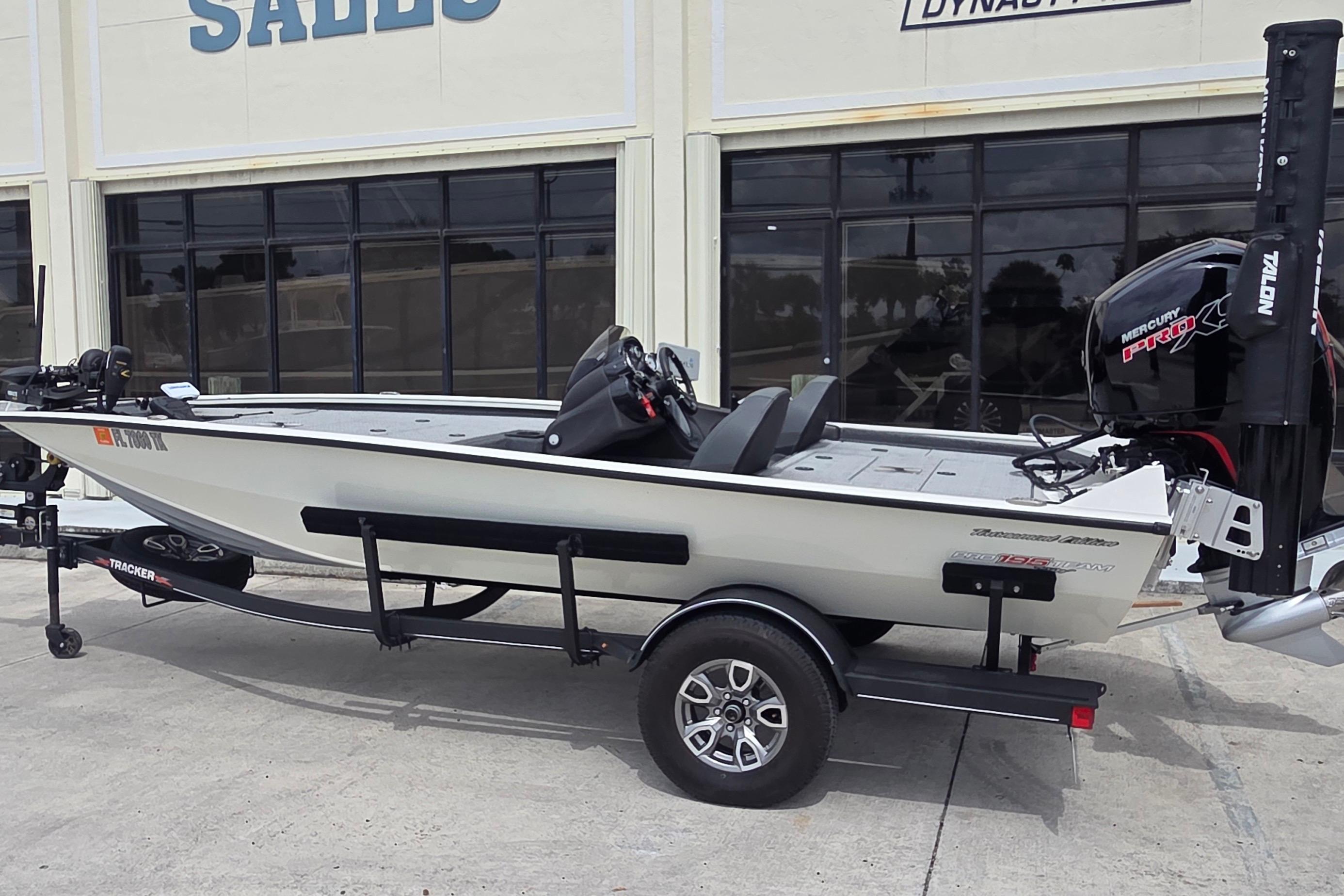 2023 Tracker Pro Team 195 TXW Tournament Edition, $ 27,900.00