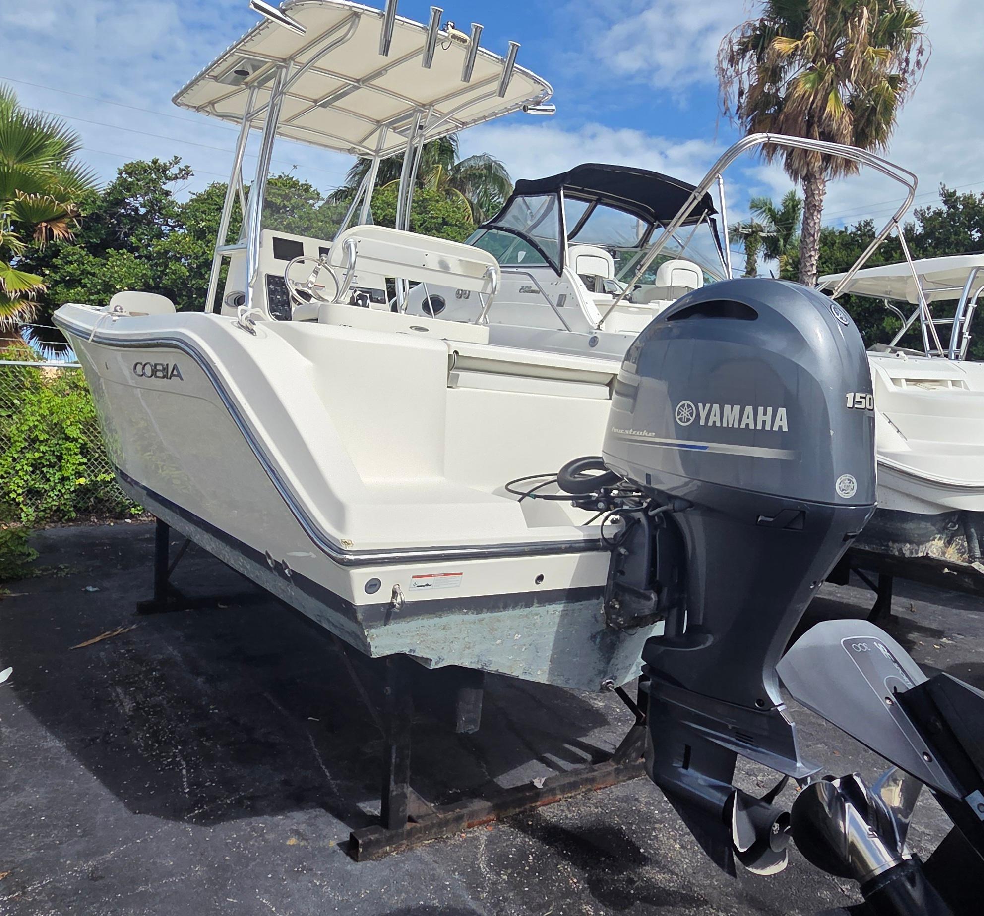 2023 Cobia 220 Center Console, $ 48,900.00