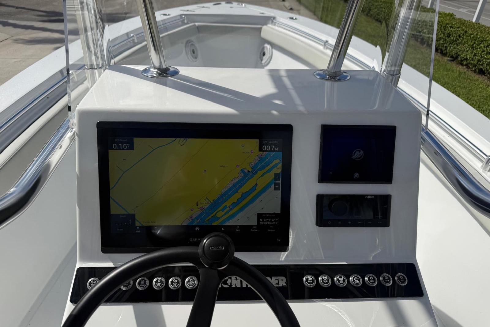 2001 Contender 21 Open, $ 79,000.00