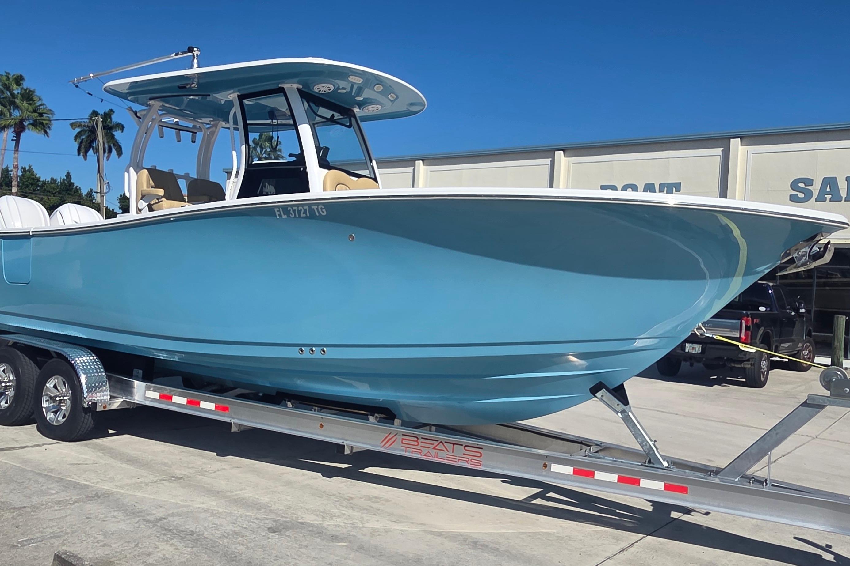 2022 Sportsman Open 282TE Center Console, $ 184,900.00