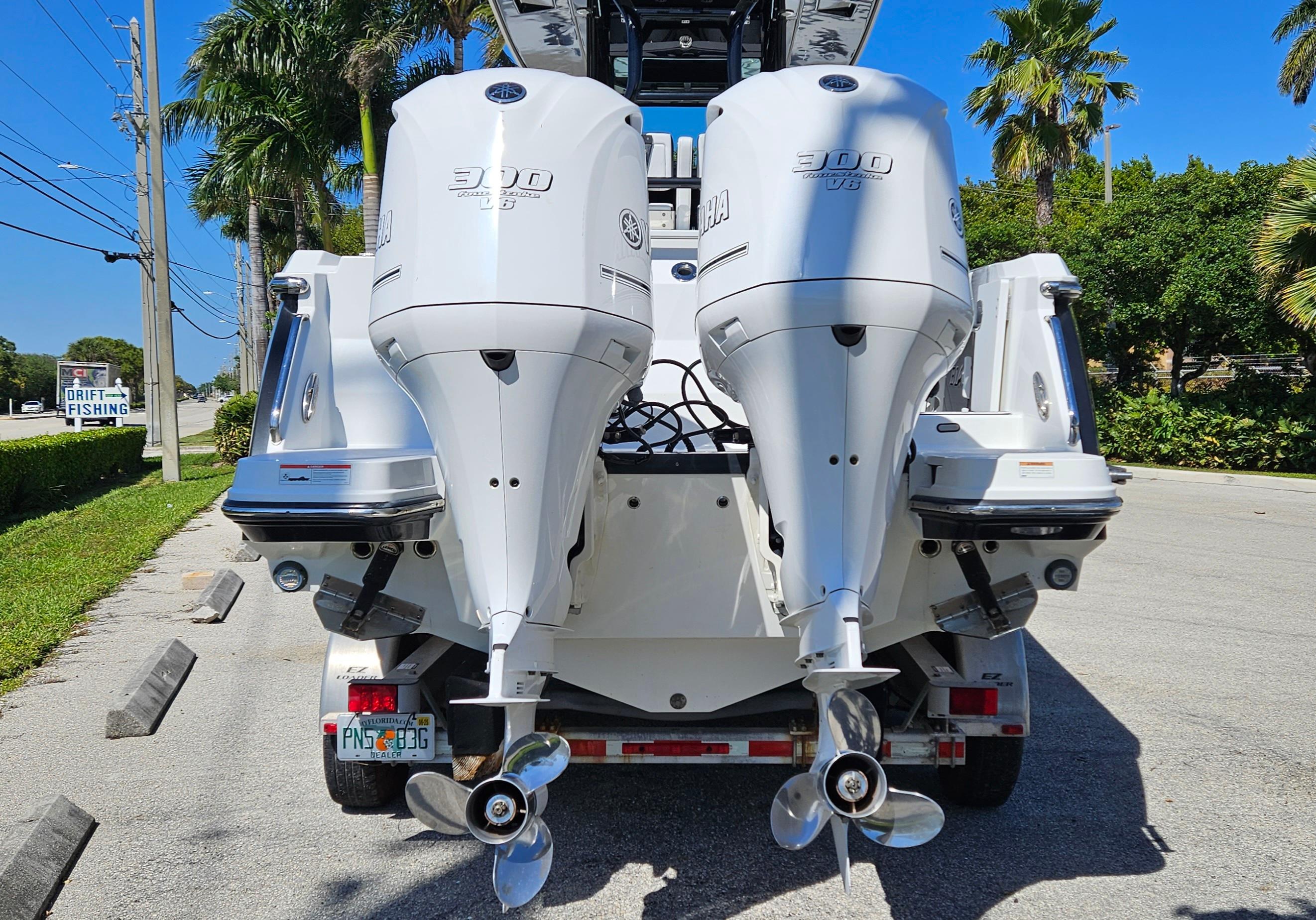 2020 Blackfin 272 CC, $ 149,900.00