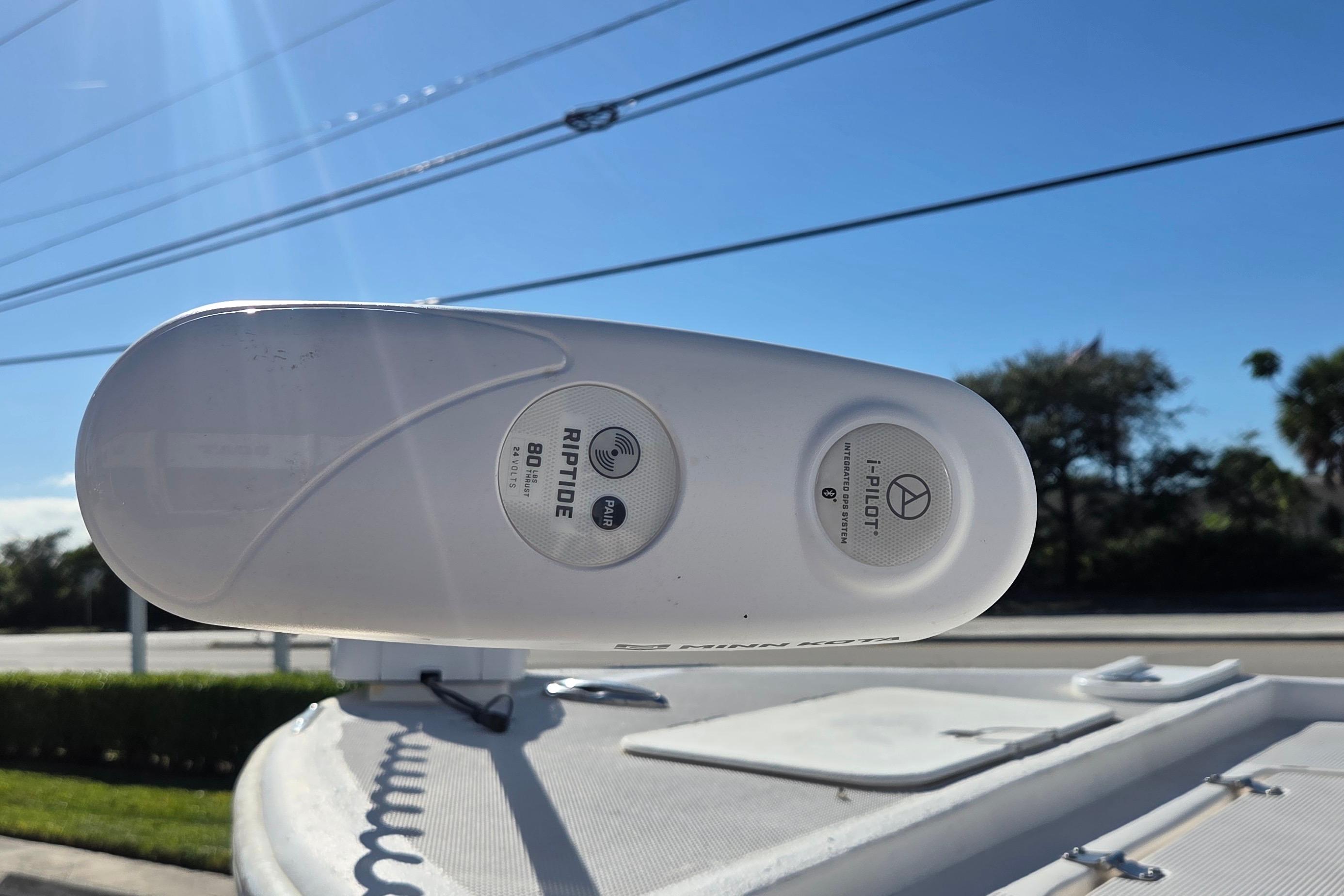 2014 Dusky 218 RL, $ 21,900.00