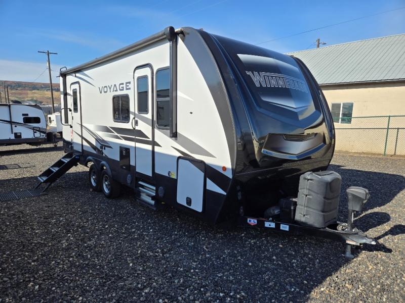 2022 Winnebago Voyage V2427RB, $ 39,990