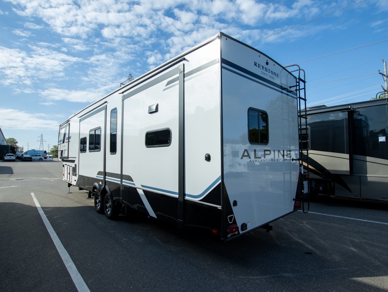2026 Keystone Alpine Avalanche Edition 366LS, $ 109,315