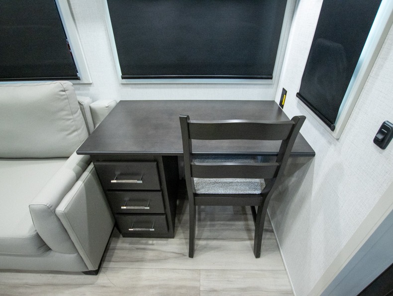 2026 Keystone Alpine Avalanche Edition 366LS, $ 109,315