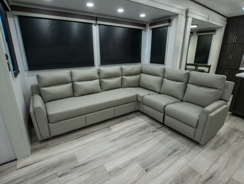 2026 Keystone Alpine Avalanche Edition 366LS, $ 109,315