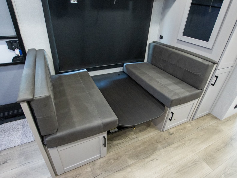 2026 Jayco Jay Feather 21MML, $ 52,216