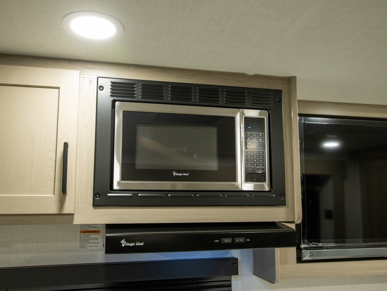 2026 Forest River Rockwood Mini Lite 2523MBR, $ 47,328