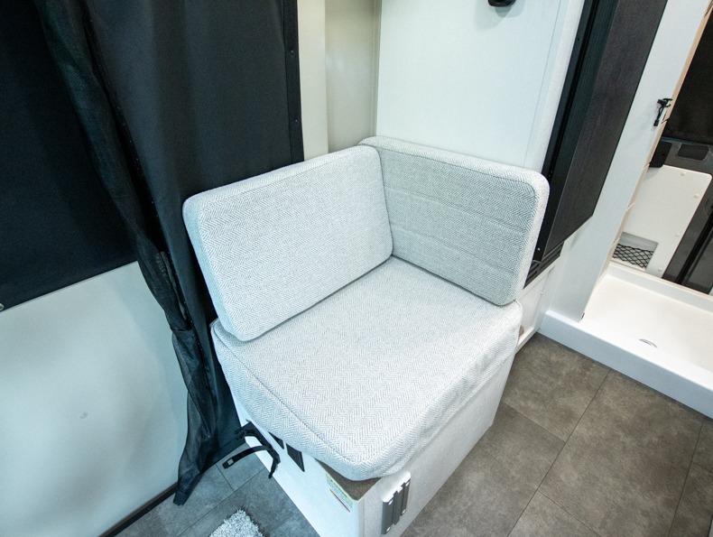 2026 Jayco Comet 18C, $ 99,990