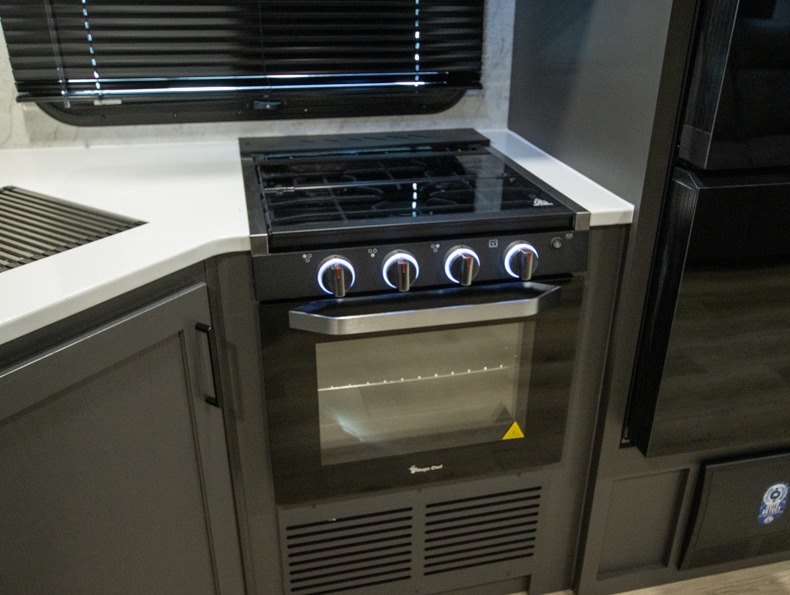 2026 Forest River Rockwood Ultra Lite 2608BS, $ 53,929