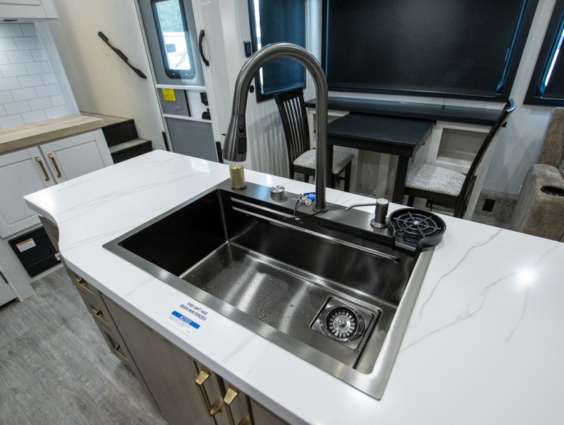 2026 Jayco Eagle 360DBOK, $ 108,204