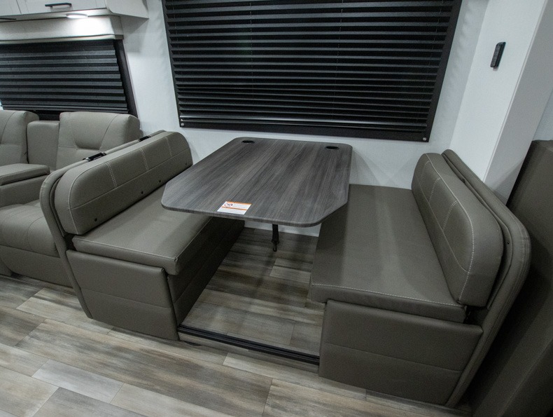 2026 Jayco Greyhawk 30Z, $ 212,815