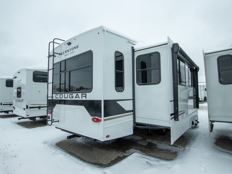 2026 Keystone Cougar Half-Ton (Fifth Wheel) 29RLI, $ 74,154