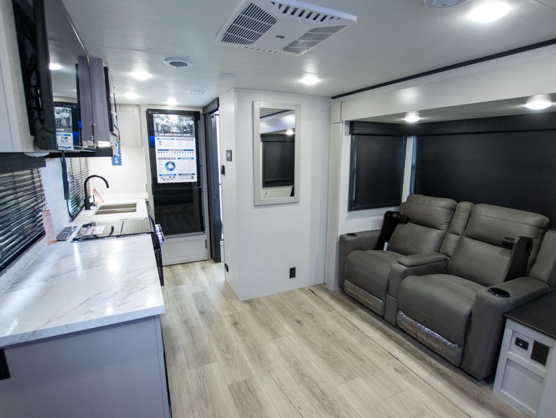 2026 Jayco Jay Feather 19MRK, $ 50,341