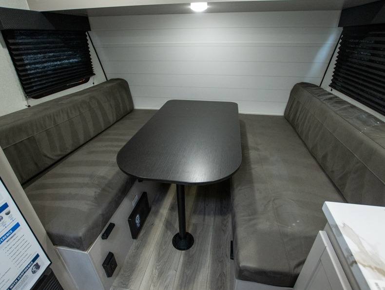 2026 Jayco Jay Feather Air SL 15TBSL, $ 24,443
