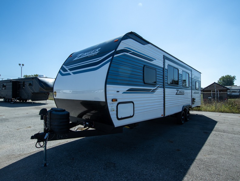 2024 CrossRoads Zinger ZR290KB, $ 27,990
