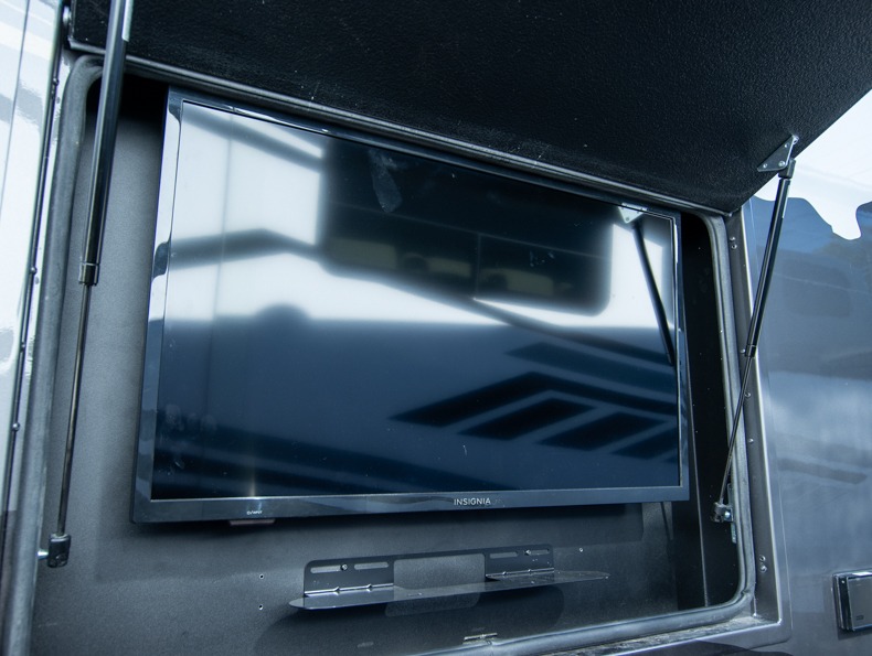 2025 Dynamax Europa 31SS, $ 0