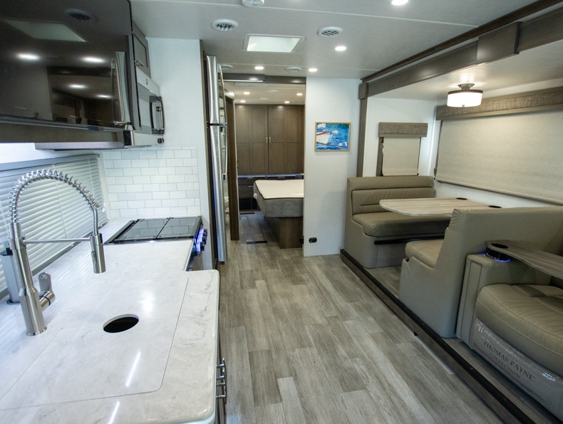 2025 Dynamax Europa 31SS, $ 0