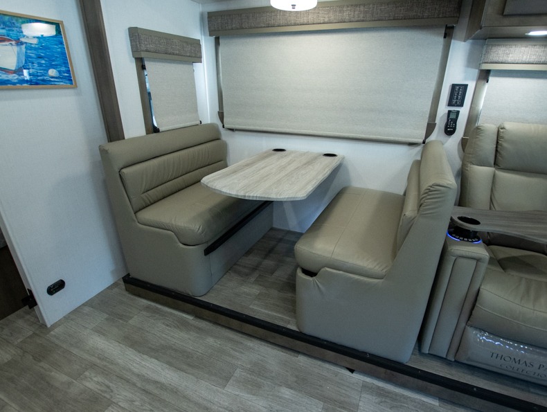 2025 Dynamax Europa 31SS, $ 0