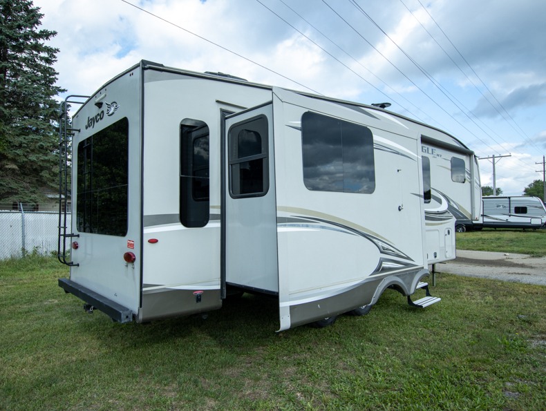 2018 Jayco Eagle HT 27.5RLTS, $ 0
