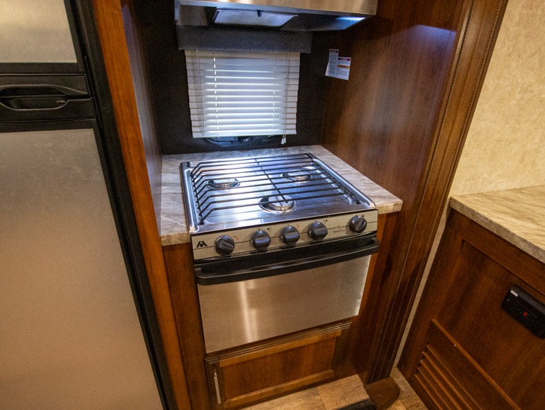 2018 Jayco Eagle HT 27.5RLTS, $ 0