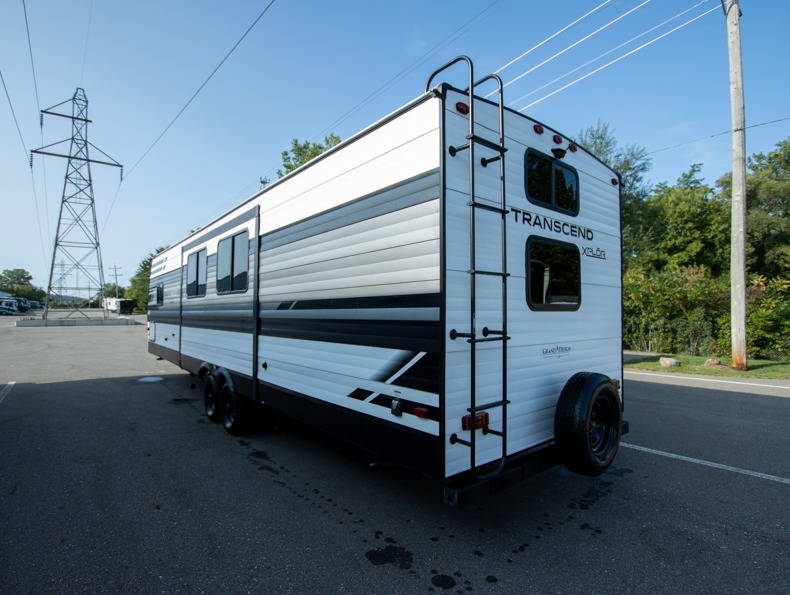 2021 Grand Design Transcend Xplor 321BH, $ 0