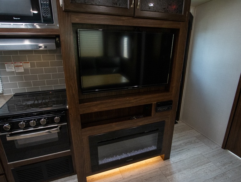 2020 Palomino SolAire Ultra Lite 249 RBS, $ 0