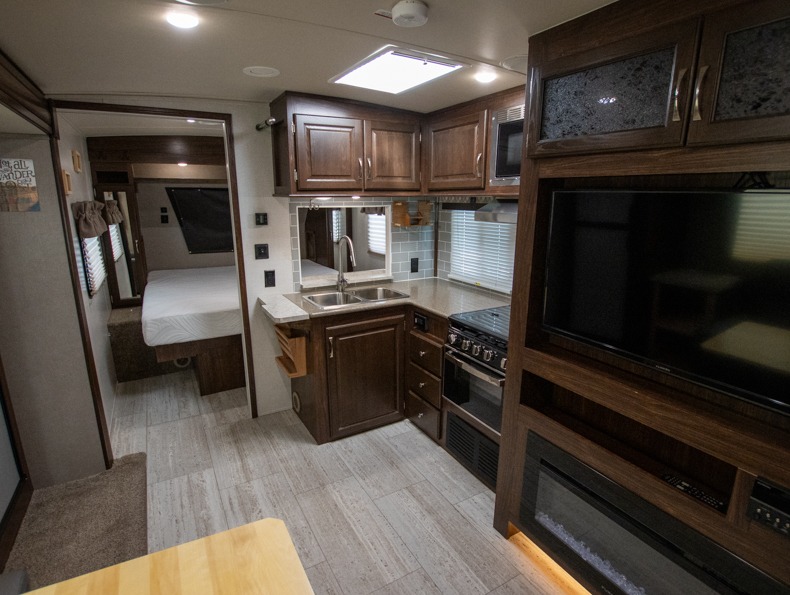 2020 Palomino SolAire Ultra Lite 249 RBS, $ 0