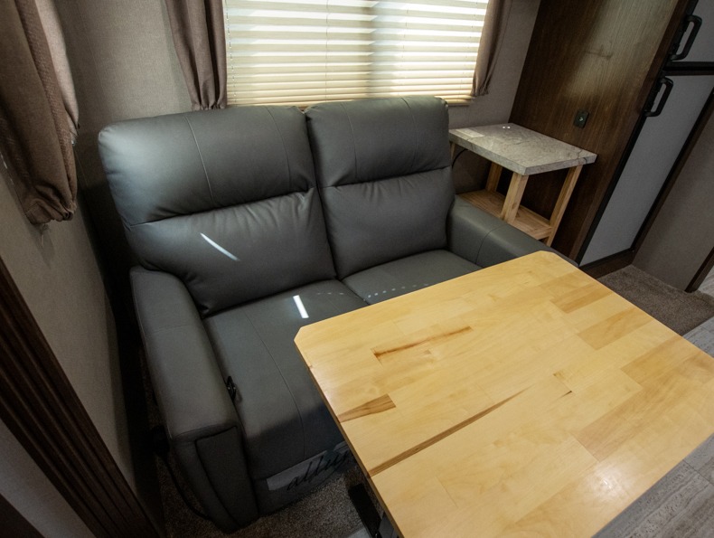 2020 Palomino SolAire Ultra Lite 249 RBS, $ 0