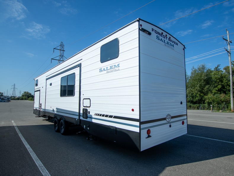 2026 Forest River Salem Villa Series 42ICE, $ 0