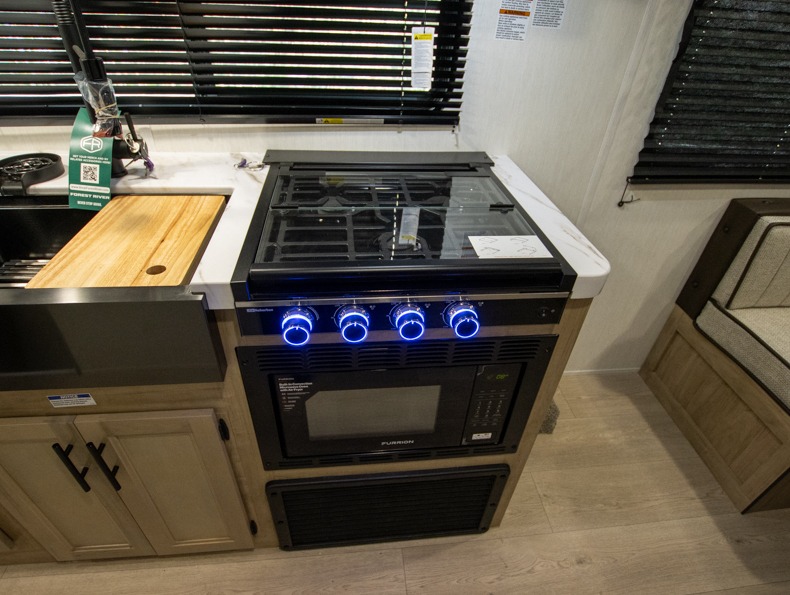 2026 Forest River Cherokee Grey Wolf Travel Traile, $ 39,496