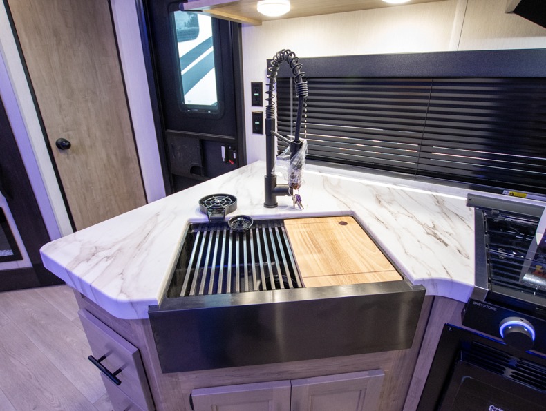 2026 Forest River Cherokee Grey Wolf Travel Traile, $ 47,163