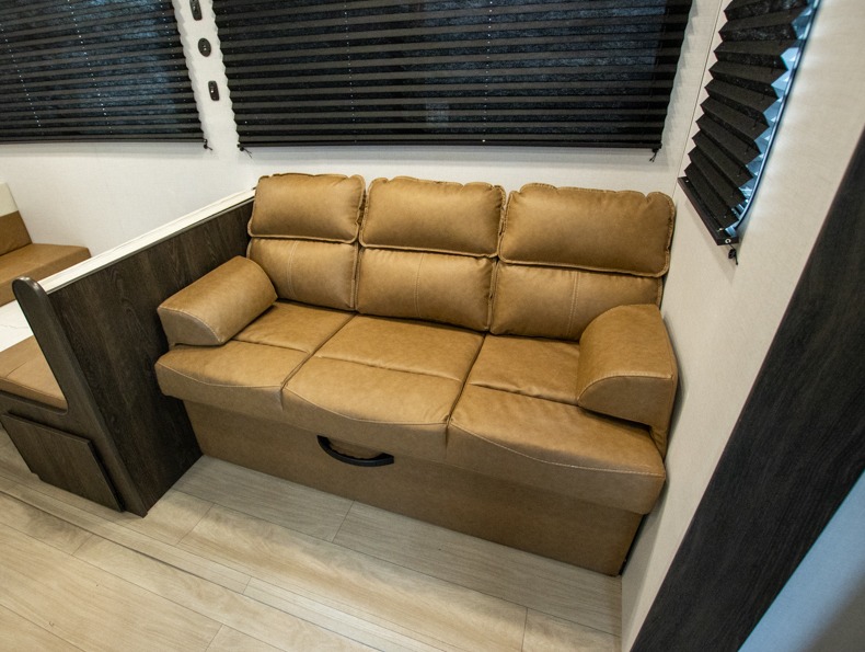 2026 CrossRoads Zinger 390DB, $ 0