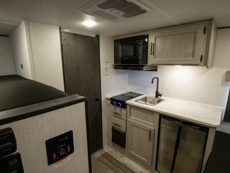 2026 CrossRoads Sunset Trail 13BHS, $ 0