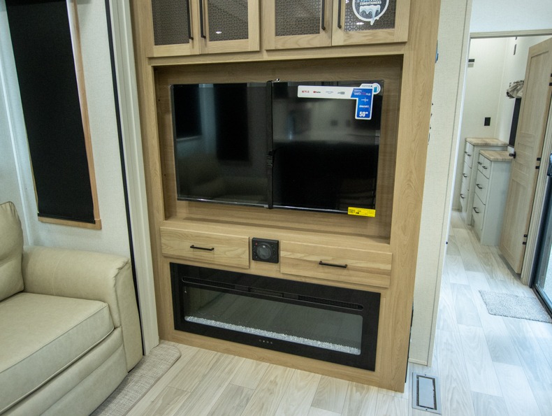 2026 Forest River Sandpiper Destination Trailers 3, $ 62,990