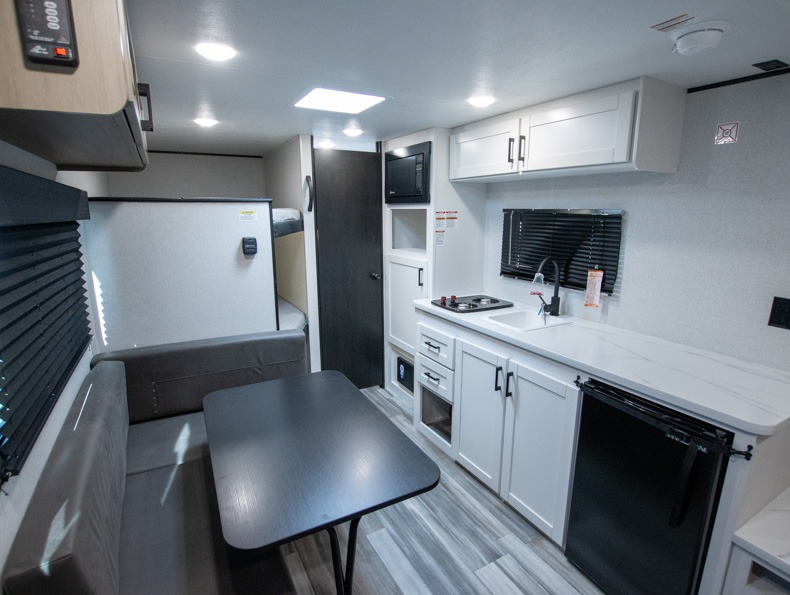 2026 Jayco Jay Flight SLX 172DB, $ 0