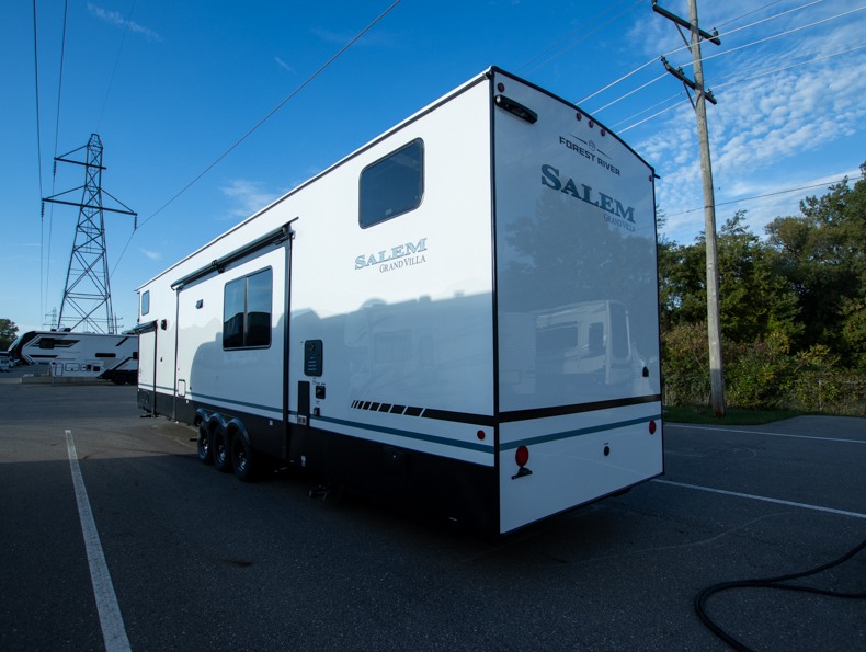 2026 Forest River Salem Grand Villa 42ZEN, $ 0