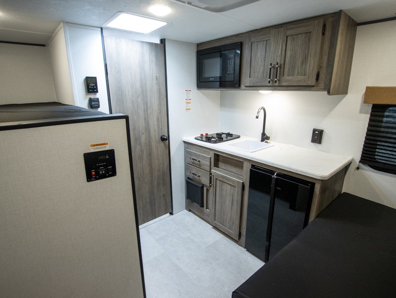 2026 CrossRoads Zinger Lite 12BH, $ 0