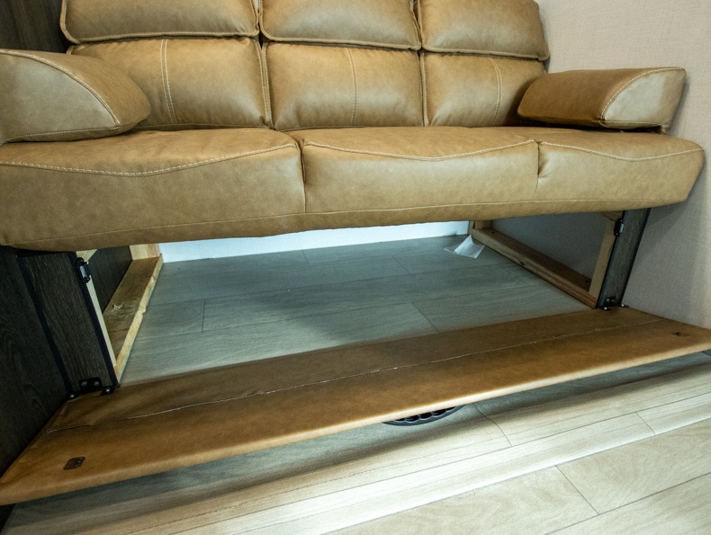 2026 CrossRoads Zinger 390DB, $ 0