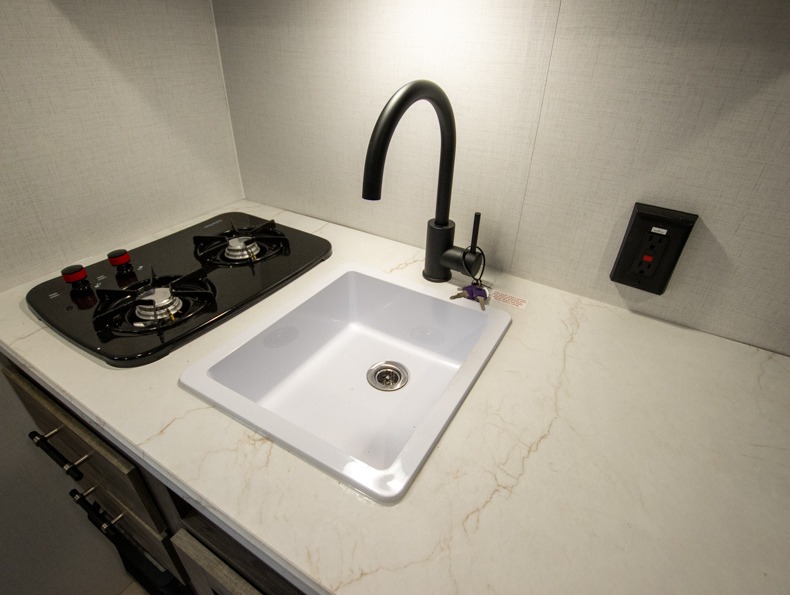 2026 CrossRoads Zinger Lite 12RD, $ 0