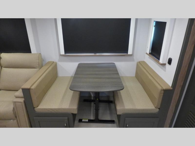 2026 Keystone Bullet Premium 330BKQ, $ 61,044