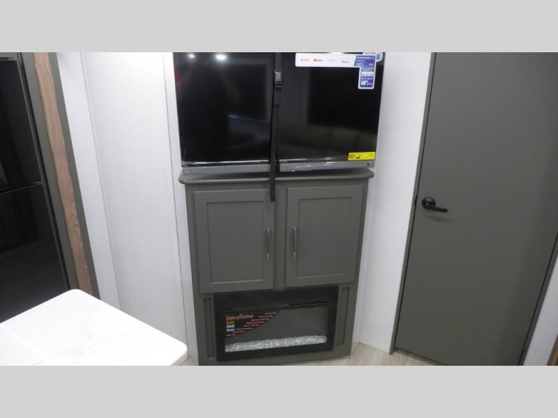 2026 Keystone Bullet Premium 330BKQ, $ 61,044