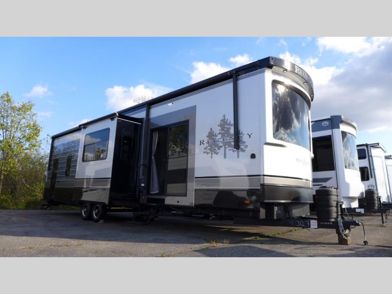 2025 Redwood Regency 3881FKL, $ 0