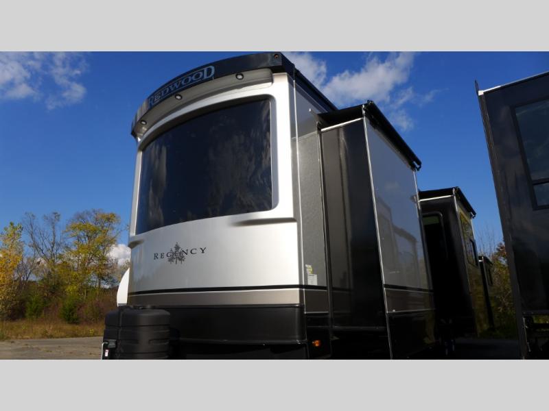 2025 Redwood Regency 3881FKL, $ 0