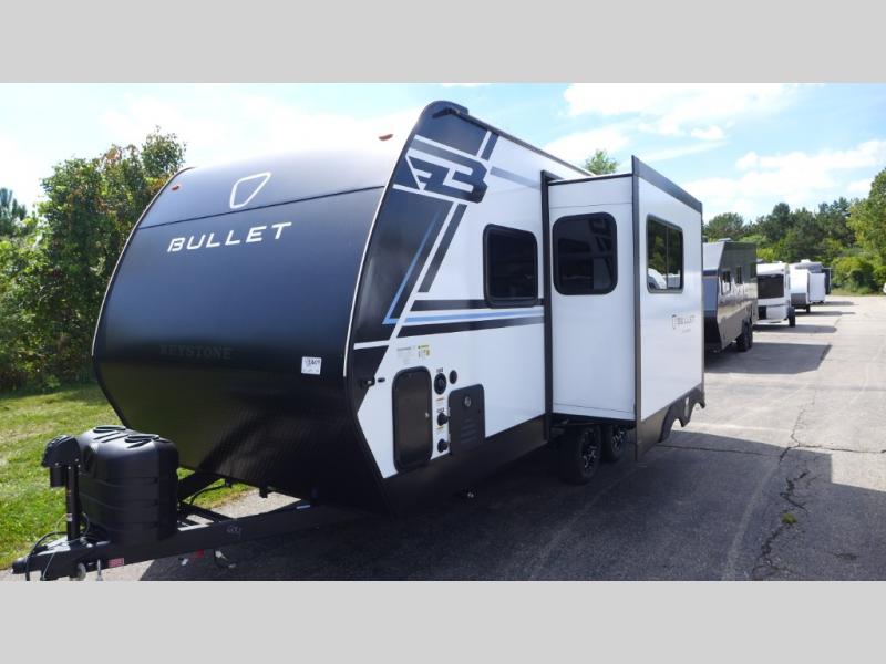 2026 Keystone Bullet Classic Single Axle 18RBC Sin, $ 29,843