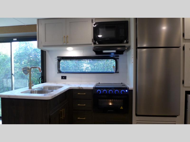 2026 CrossRoads Zinger 390DB, $ 0