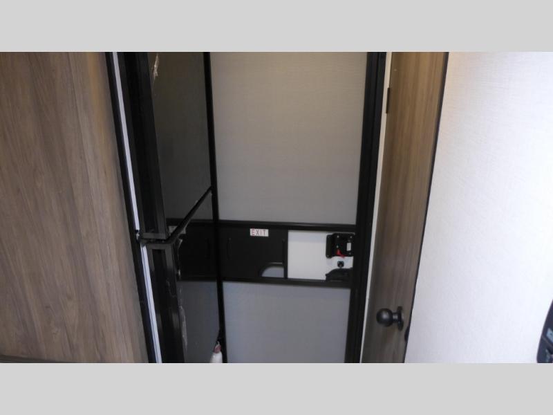 2026 CrossRoads Zinger Lite 12FB, $ 0