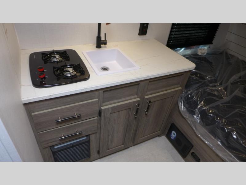 2026 CrossRoads Zinger Lite 12FB, $ 0