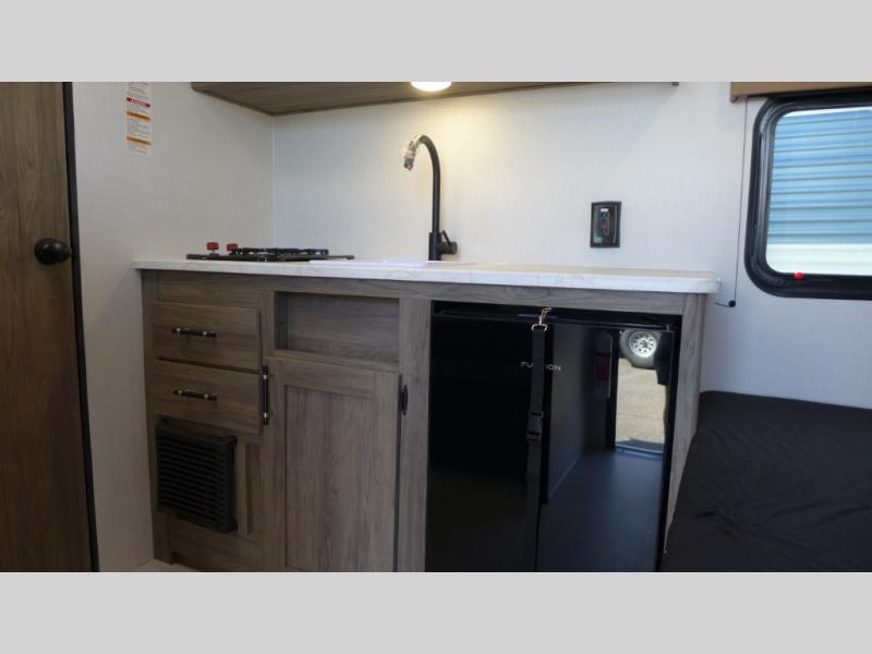 2026 CrossRoads Zinger Lite 12BH, $ 0